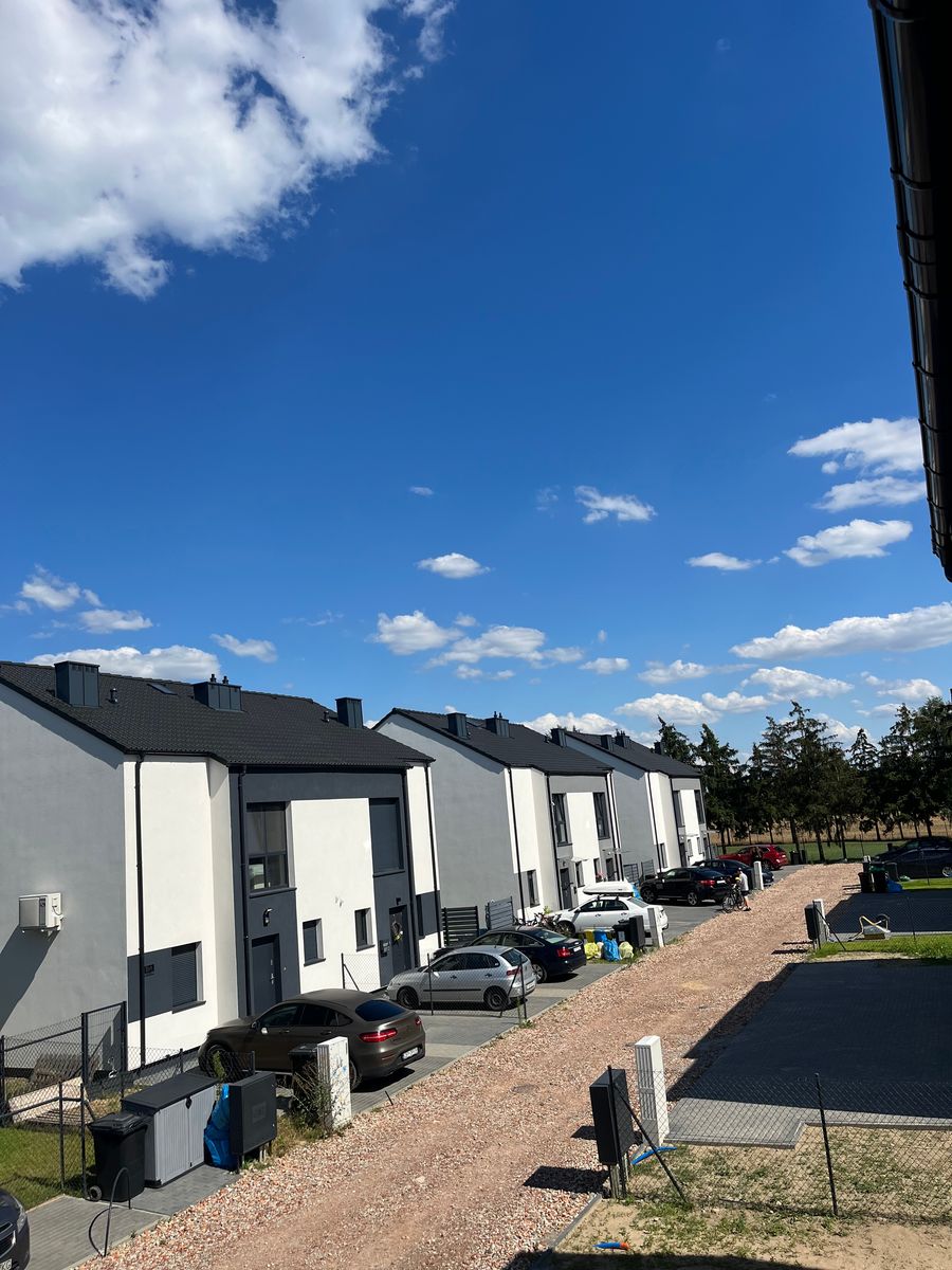 DOMY PRZY ZBOŻOWEJ WIRY