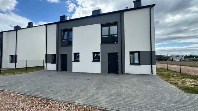 DOMY PRZY ZBOŻOWEJ WIRY